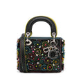 Dior Dior Flower Embroidered Bag (SHG-CjtZbT)