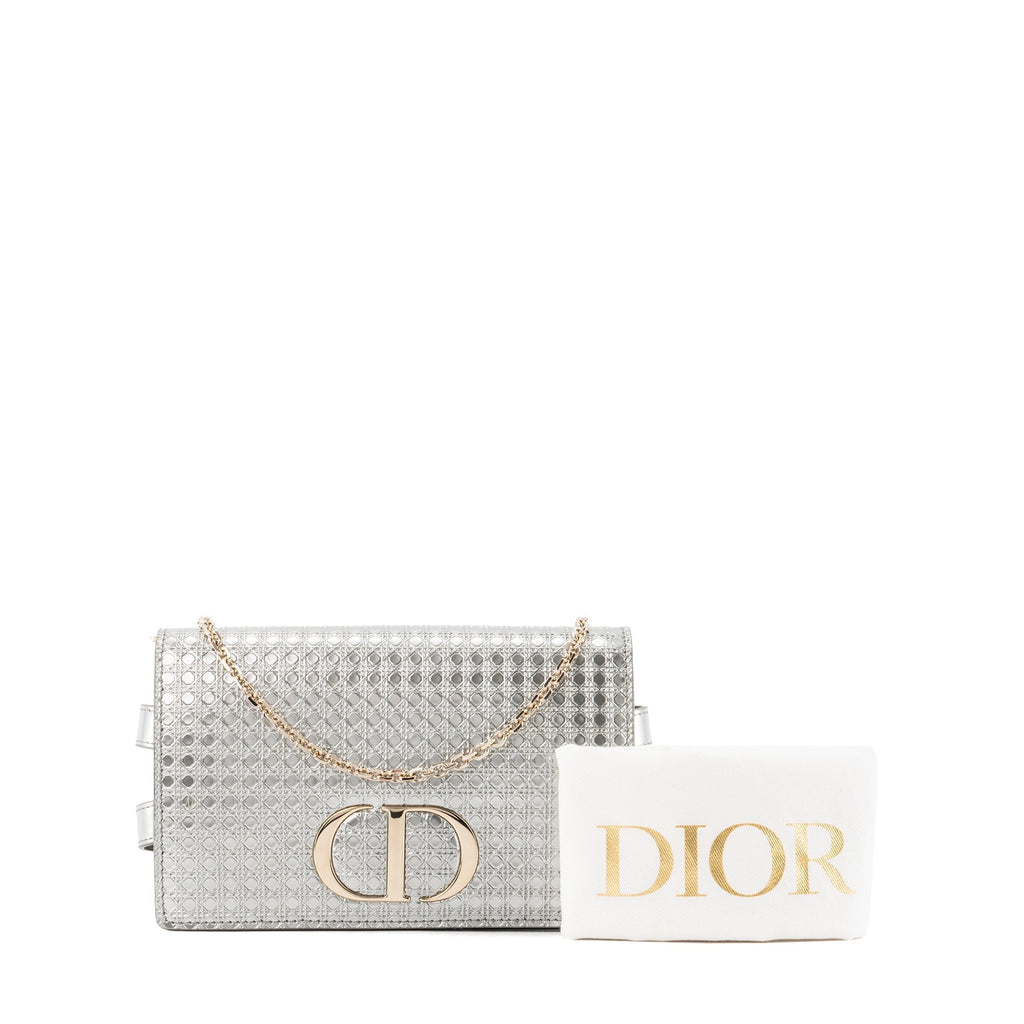 DIOR - Montaigne Pouch handbag in silver micro cannage leather